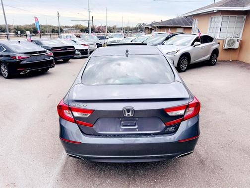 2018 Honda Accord Touring 2.0T