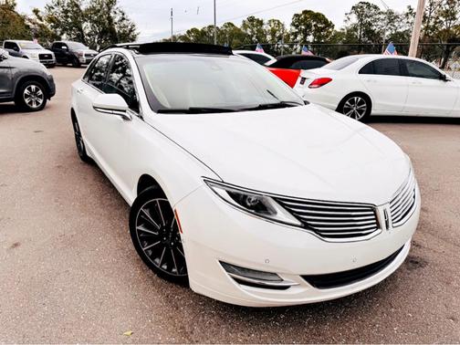 2014 Lincoln MKZ Hybrid Base