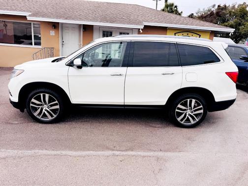 2017 Honda Pilot Touring