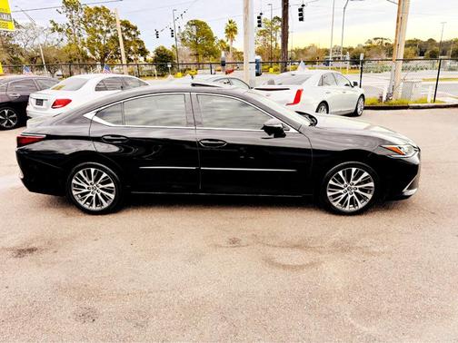 2019 Lexus ES 350 Base