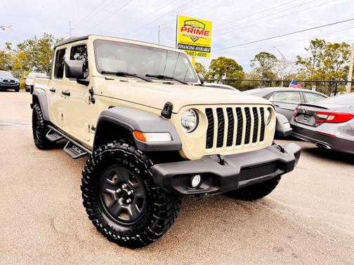 2020 Jeep Gladiator Sport