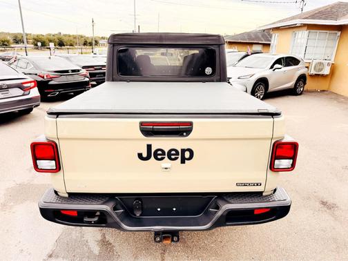 2020 Jeep Gladiator Sport