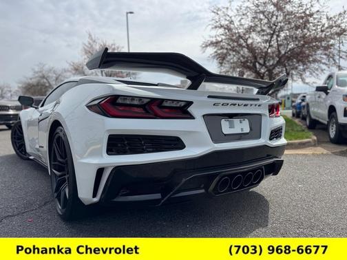 Arctic White 2024 Chevrolet Corvette Z06