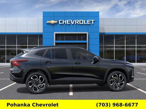 Mosaic Black Metallic 2026 Chevrolet Trax 2RS