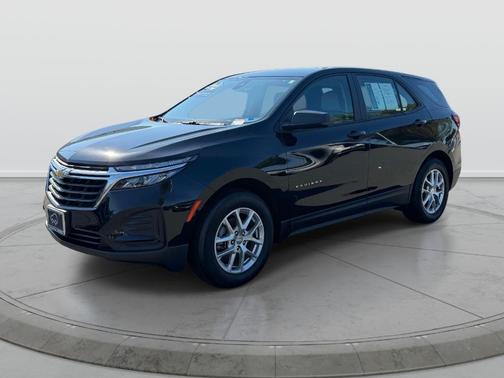 Mosaic Black Metallic 2024 Chevrolet Equinox LS