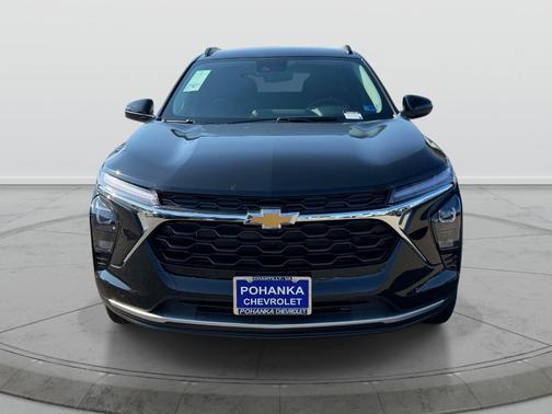 Mosaic Black Metallic 2026 Chevrolet Trax LT