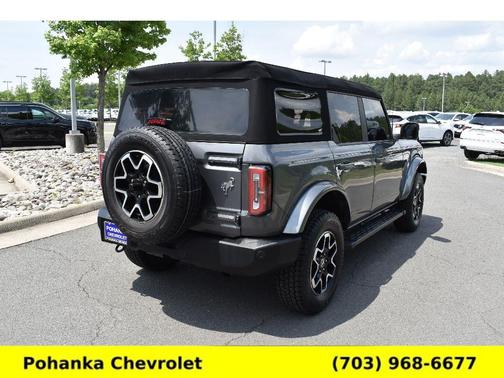 Carbonized Gray Metallic 2024 Ford Bronco Outer Banks