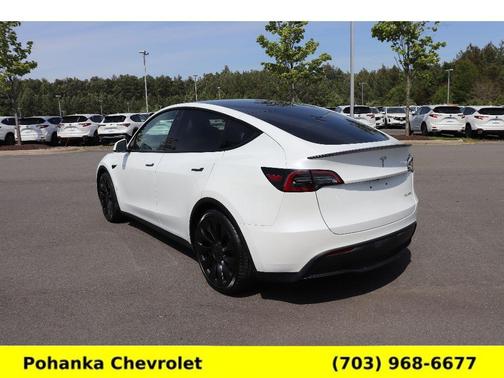 Pearl White Multi 2022 Tesla Model Y Performance