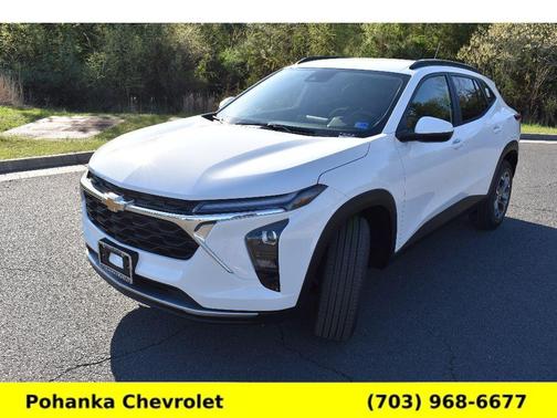 Summit White 2026 Chevrolet Trax LT