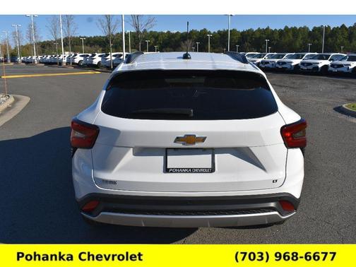 Summit White 2026 Chevrolet Trax LT