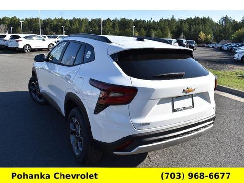 Summit White 2026 Chevrolet Trax LT