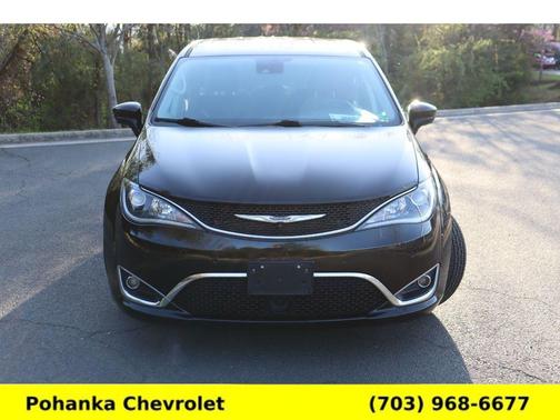 2020 Chrysler Pacifica Touring