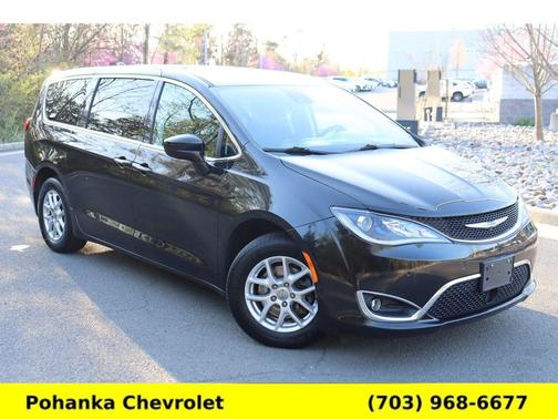 2020 Chrysler Pacifica Touring