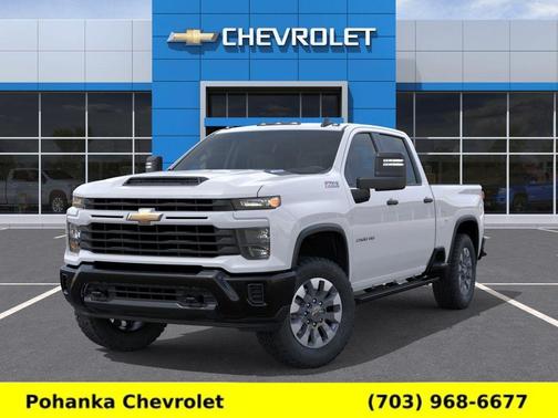Summit White 2026 Chevrolet Silverado 2500 Custom