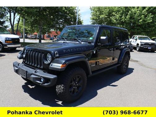 Black Clearcoat 2019 Jeep Wrangler Unlimited Moab