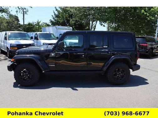 Black Clearcoat 2019 Jeep Wrangler Unlimited Moab