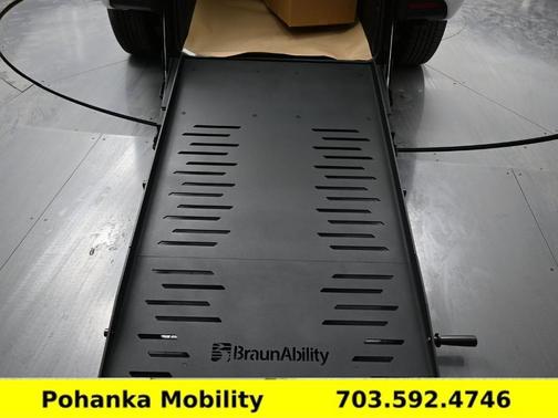 2024 Chrysler Pacifica Touring-L