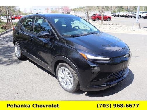 Mosaic Black Metallic 2027 Chevrolet Bolt LT