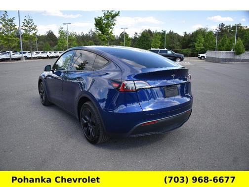Deep Blue Metallic 2025 Tesla Model Y Long Range