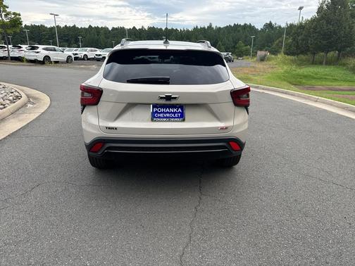 White Sand 2026 Chevrolet Trax 2RS