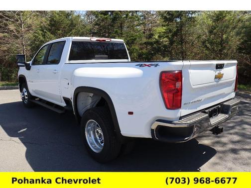 Summit White 2026 Chevrolet Silverado 3500 LT
