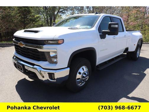 Summit White 2026 Chevrolet Silverado 3500 LT
