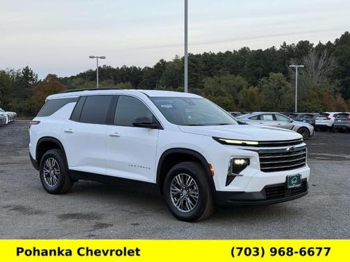 Summit White 2026 Chevrolet Traverse LT