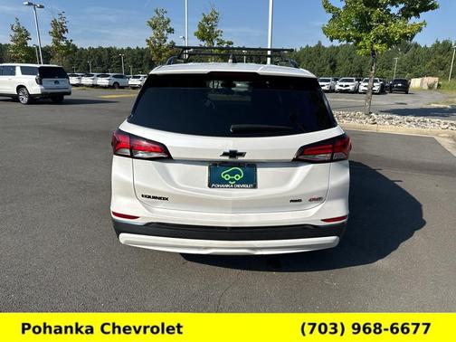 Iridescent Pearl Tricoat 2022 Chevrolet Equinox RS