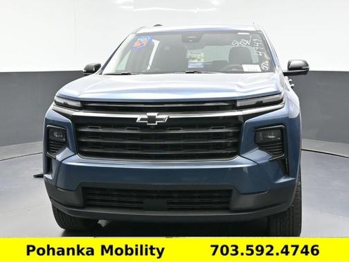 Lakeshore Blue Metallic 2026 Chevrolet Traverse LT