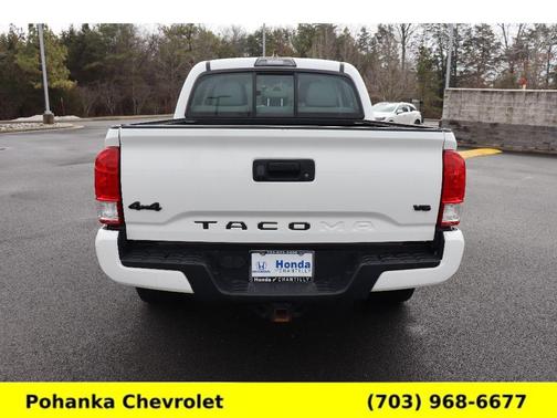 2017 Toyota Tacoma SR