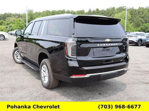 2025 Chevrolet Suburban LT