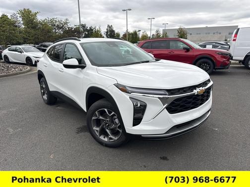 Summit White 2026 Chevrolet Trax LT