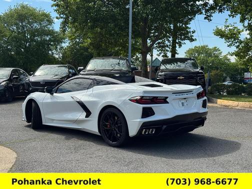 Arctic White 2025 Chevrolet Corvette Stingray w/3LT