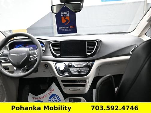 Silver Mist Clearcoat 2024 Chrysler Pacifica Touring-L