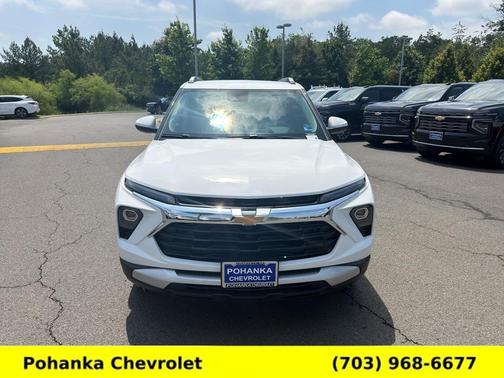 Summit White 2026 Chevrolet Trailblazer LT