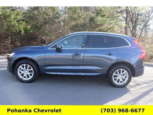 2021 Volvo XC60 T5 Momentum