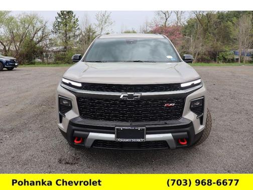 Sandstone Gray 2026 Chevrolet Traverse Z71