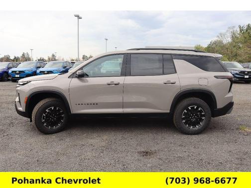 Sandstone Gray 2026 Chevrolet Traverse Z71