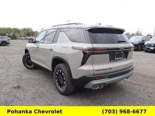 Sandstone Gray 2026 Chevrolet Traverse Z71