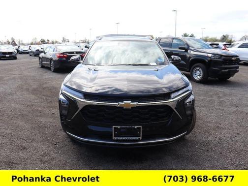 Mosaic Black Metallic 2026 Chevrolet Trax LT
