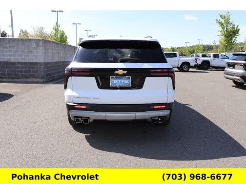 Summit White 2025 Chevrolet Traverse LT