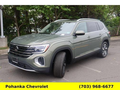 Avocado Green Pearl 2026 Volkswagen Atlas 2.0T SEL