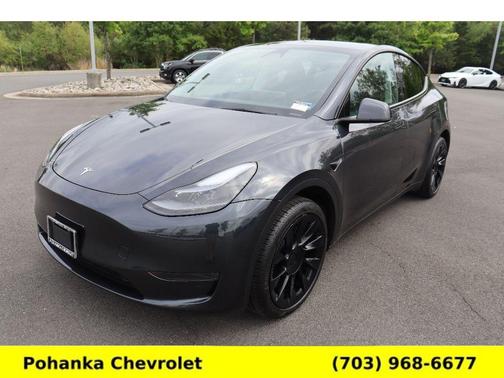 Pearl White Multi 2024 Tesla Model Y Long Range