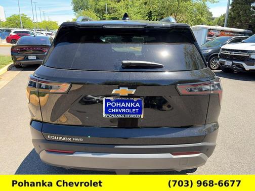Mosaic Black Metallic 2026 Chevrolet Equinox LT