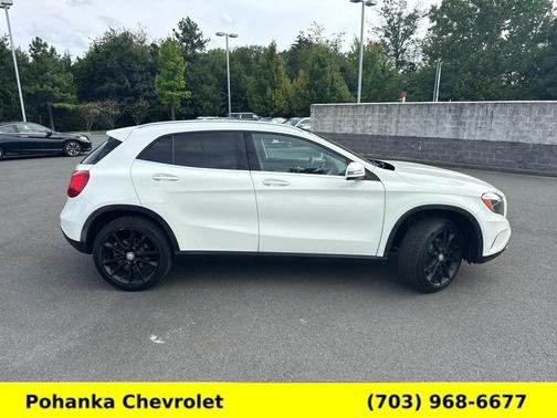 Arctic White 2017 Mercedes-Benz GLA 250 Base 4MATIC