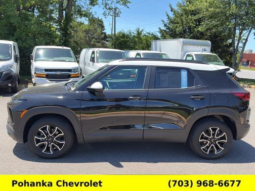 Mosaic Black Metallic 2025 Chevrolet Trailblazer ACTIV