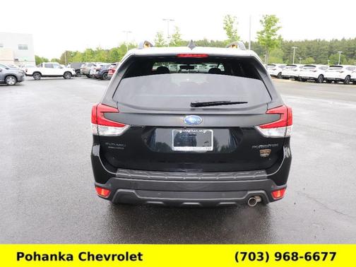 Crystal Black Silica 2022 Subaru Forester Wilderness