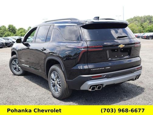 2025 Chevrolet Traverse LT