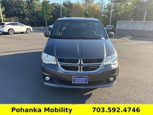 Granite Pearlcoat 2017 Dodge Grand Caravan SXT