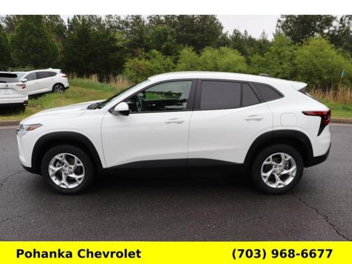 Summit White 2024 Chevrolet Trax LS